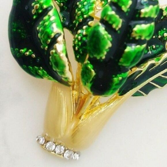 Green Cabbage with Crystals Brooch Pin - Picture 2 of 7